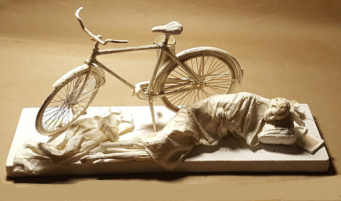 30 Times Paper Was Turned Into Lifelike Sculptures By This Artist