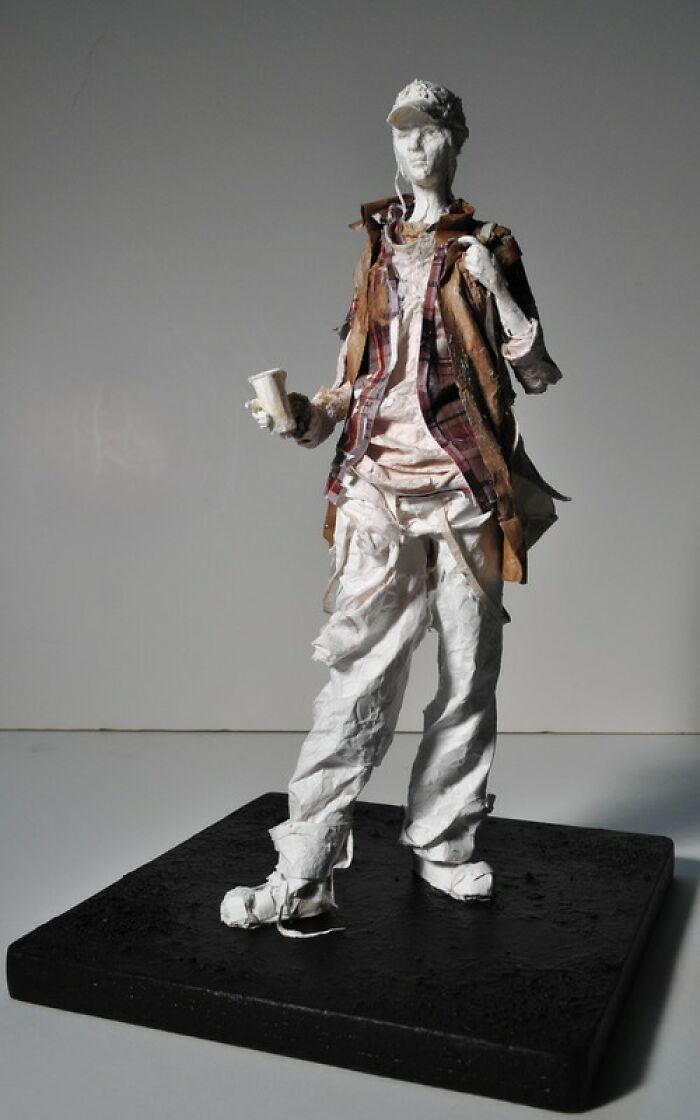 30 Times Paper Was Turned Into Lifelike Sculptures By This Artist