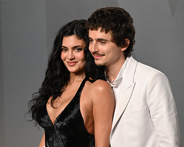 Lisa Rinna And Harry Hamlin Go Viral With Funny Recreation Of Kylie Jenner And Timoth&eacute;e Chalamet’s Beach Pics