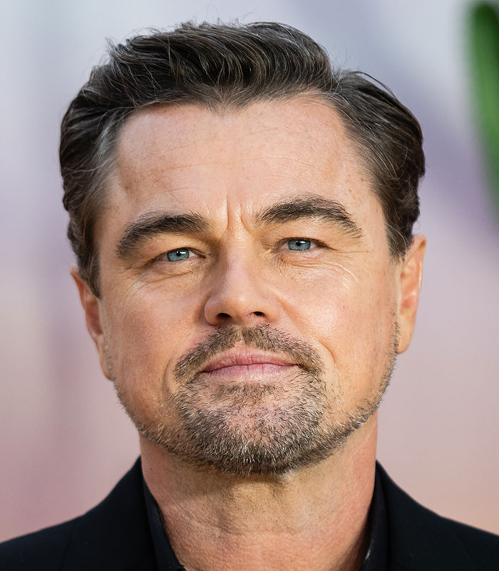 50+ Photos Of Celebrities&rsquo; Skins Up Close That Show They&rsquo;re Human Just Like Us