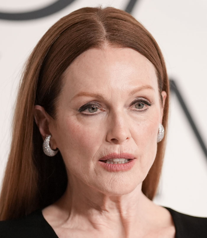 50+ Photos Of Celebrities&rsquo; Skins Up Close That Show They&rsquo;re Human Just Like Us