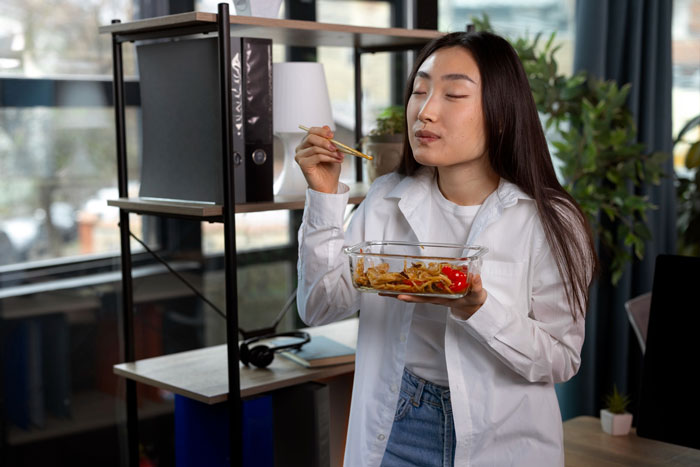 HR Refuses To Get Involved With Lunch Thief Issue Until Man Cleverly Uses HR Person’s Food As Bait