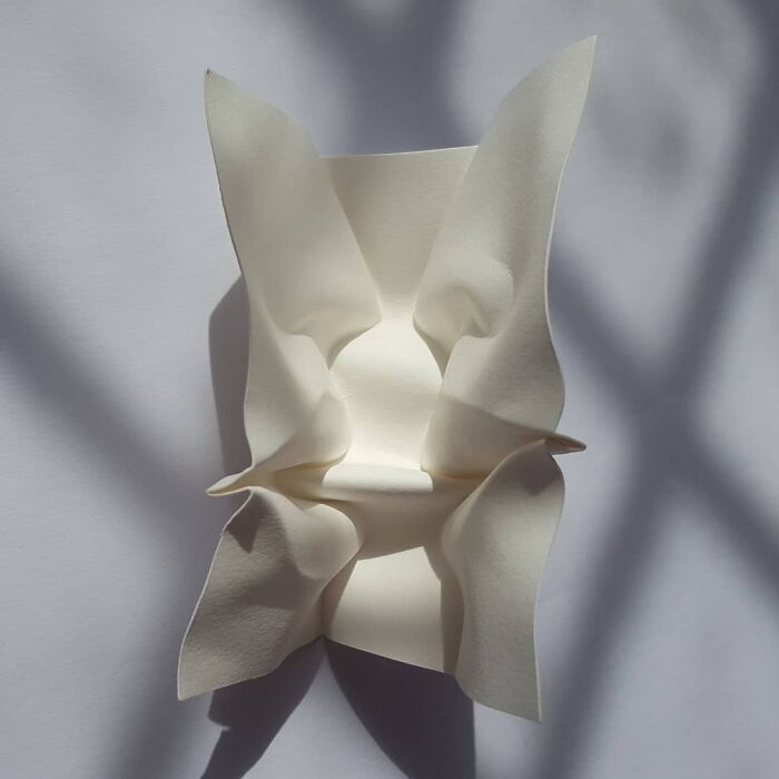 This Artist Transforms A Single Sheet Of Paper Into Mesmerizing Geometric Sculptures (40 Pics)