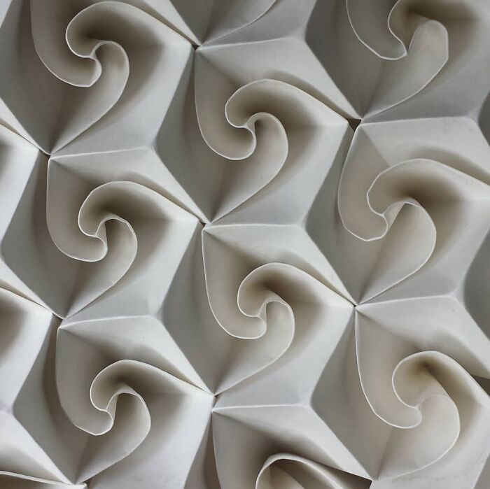 This Artist Transforms A Single Sheet Of Paper Into Mesmerizing Geometric Sculptures (40 Pics)
