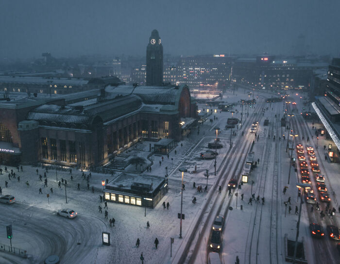 Jason Segel Gets Security Called On Him In Finland Over Simple American Cultural Habit