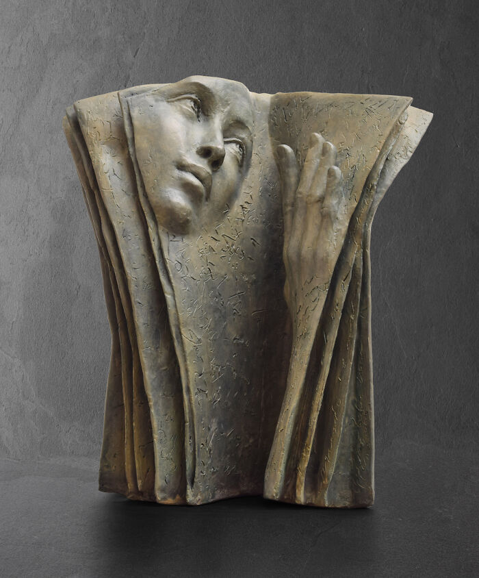 Artist Paola Grizi Turns Bronze And Clay Into Stunning Sculptures Of Hidden Faces (25 Pics)
