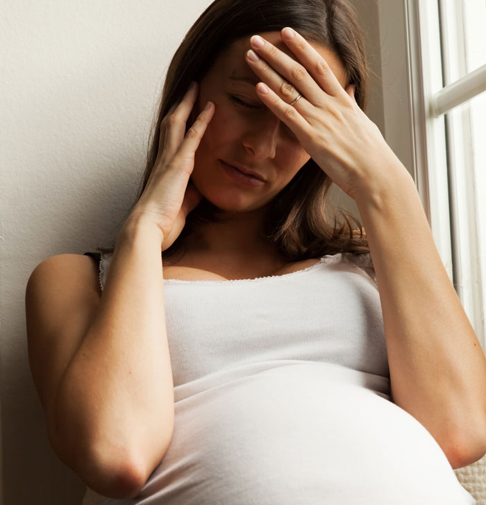 Husband Neglects Pregnant Wife After Finding His &ldquo;Chosen Family&rdquo;, She Makes Him Choose