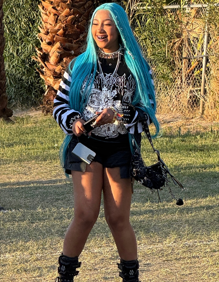 “The Queen Of K-Legs”: Kim Kardashian&rsquo;s Daughter Sparks Concern As Fans Notice How She Walks