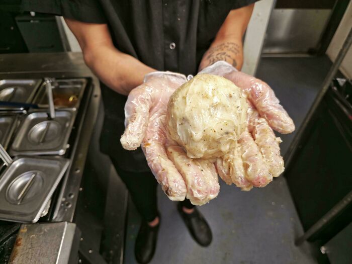 &ldquo;Kitchen Confidential&rdquo;: Restaurant Workers Reveal Industry Secrets And Jokes In 77 Posts (New Pics)