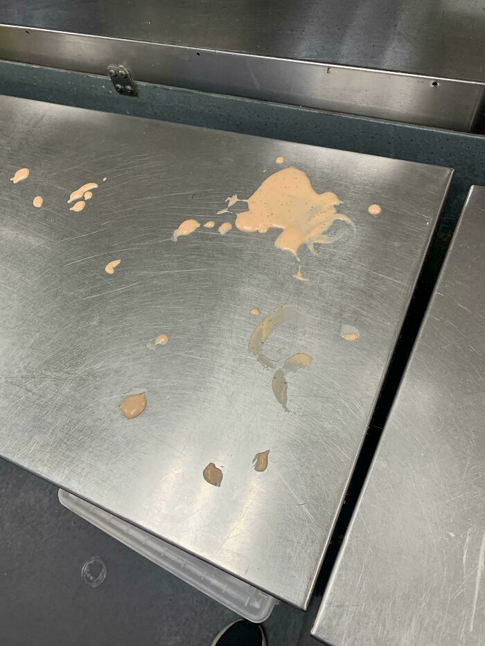 &ldquo;Kitchen Confidential&rdquo;: Restaurant Workers Reveal Industry Secrets And Jokes In 77 Posts (New Pics)