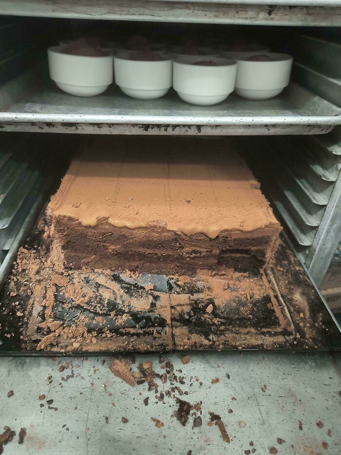 &ldquo;Kitchen Confidential&rdquo;: Restaurant Workers Reveal Industry Secrets And Jokes In 77 Posts (New Pics)