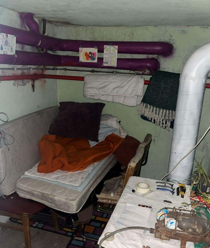 If You’re Feeling Like Getting The Heebie-Jeebies, Here Are 63 Creepy And Weird Photos To Do The Job If You’re Feeling Like Getting The Heebie-Jeebies, Here Are 63 Creepy And Weird Photos To Do The Job