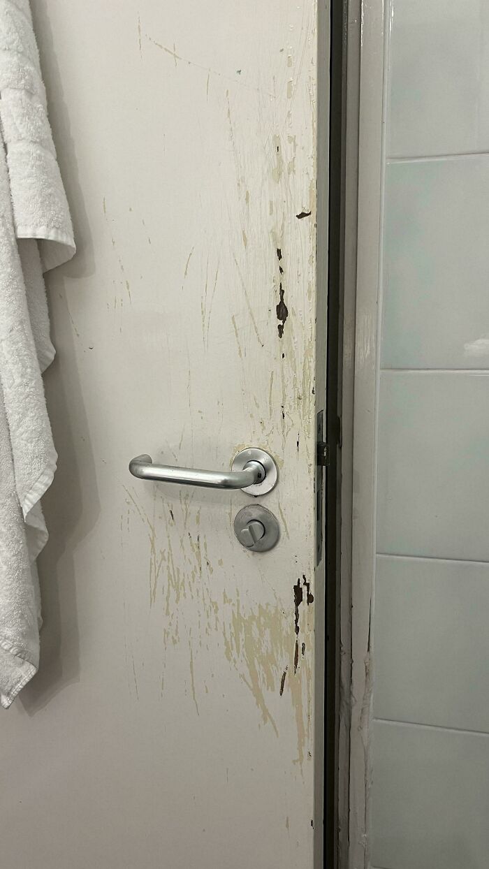 If You’re Feeling Like Getting The Heebie-Jeebies, Here Are 63 Creepy And Weird Photos To Do The Job If You’re Feeling Like Getting The Heebie-Jeebies, Here Are 63 Creepy And Weird Photos To Do The Job