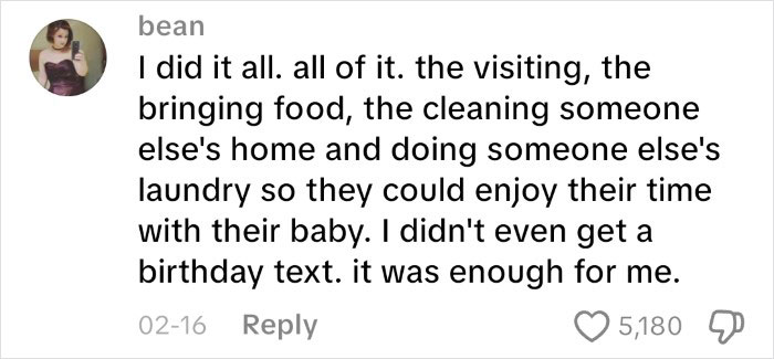 “The People You Hoped To Be Babysitters?”: Woman’s Complaint About Friend Support After Birth Backfires “The People You Hoped To Be Babysitters?”: Woman’s Complaint About Friend Support After Birth Backfires