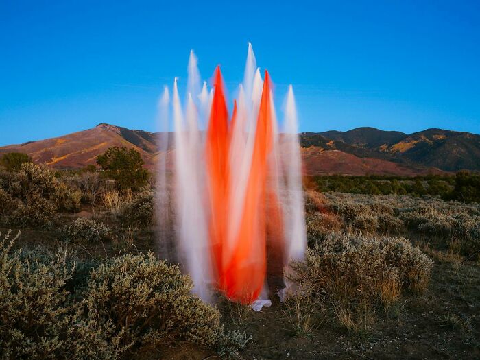 This Artist Places Unexpected Materials In Nature And The Results Are Stunning (40 Pics) This Artist Places Unexpected Materials In Nature And The Results Are Stunning (40 Pics)