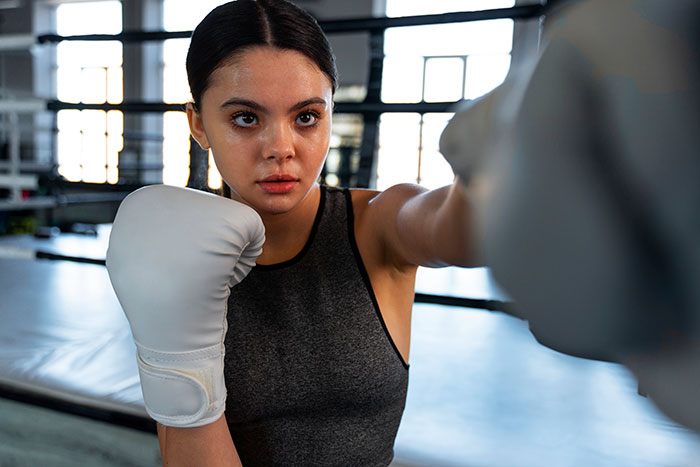 Teen Stomps On Cousin’s Hand With High Heels, Calls It An “Accident,” Aunt Weighs Calling Police