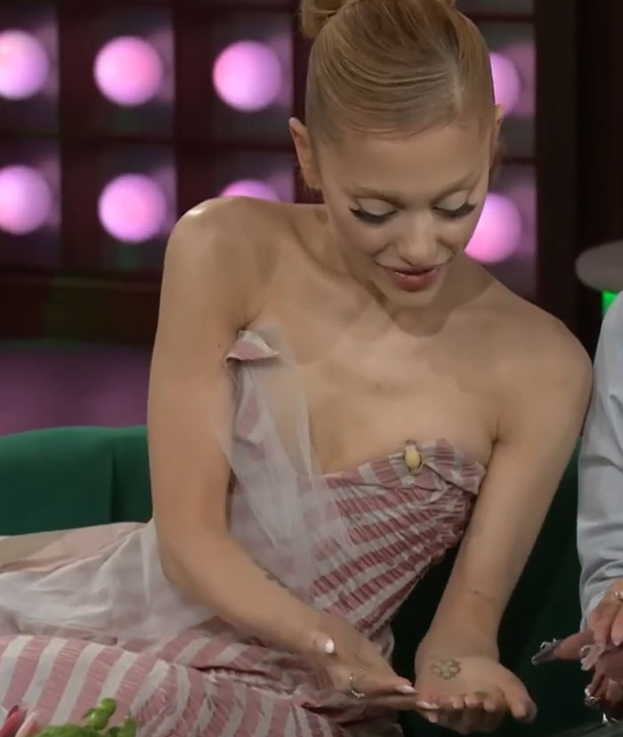 49 Times People Who Know Chinese And Japanese Were Amused By People’s Tattoos 49 Times People Who Know Chinese And Japanese Were Amused By People’s Tattoos