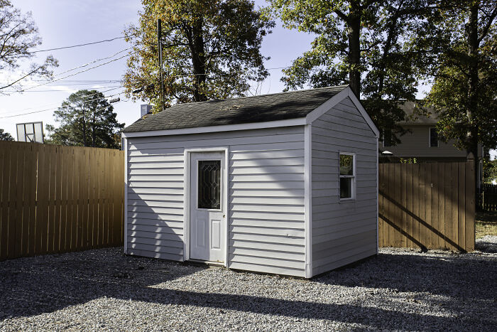 57 Weird Times Neighbors Did Something So Unhinged It Had To Be Shared