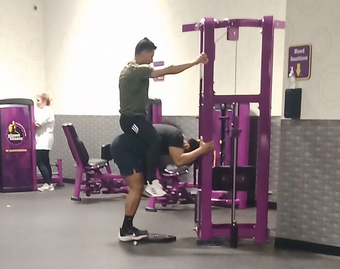&ldquo;A Darwin Award Contender&rdquo;: 57 Times People Just Couldn’t Believe Their Eyes At The Gym (New Pics)