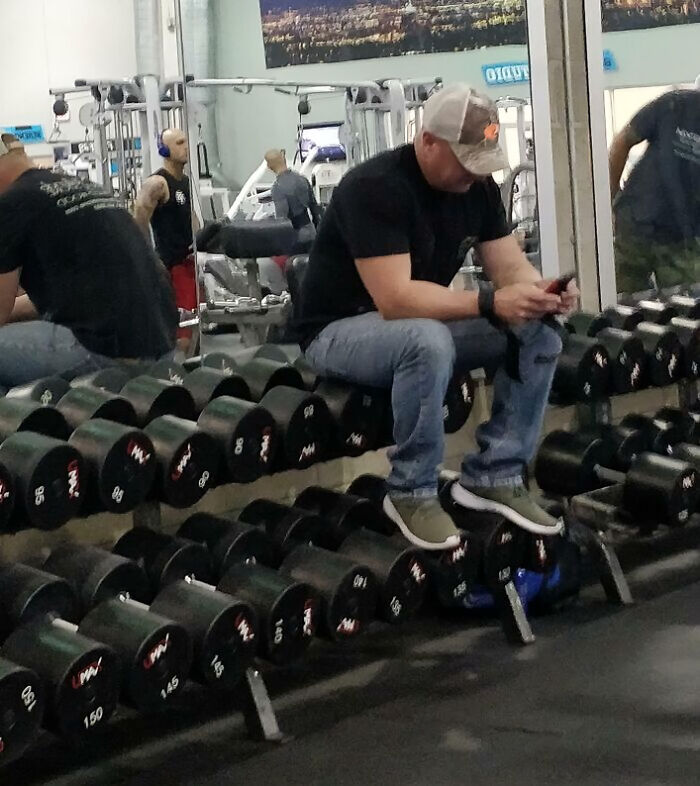 &ldquo;A Darwin Award Contender&rdquo;: 57 Times People Just Couldn’t Believe Their Eyes At The Gym (New Pics)