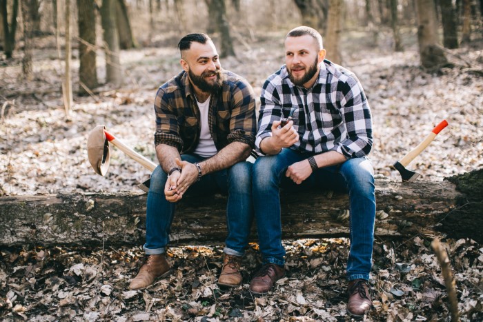 Woman Upset BF’s Friend Won’t Move Out After Finding A Job, Learns The Truth About Their Relationship Woman Upset BF’s Friend Won’t Move Out After Finding A Job, Learns The Truth About Their Relationship