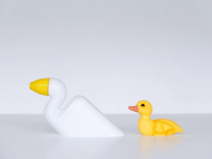 30 Times This Swiss Artist Twisted Everyday Objects Into Thought-Provoking Sculptures 30 Times This Swiss Artist Twisted Everyday Objects Into Thought-Provoking Sculptures