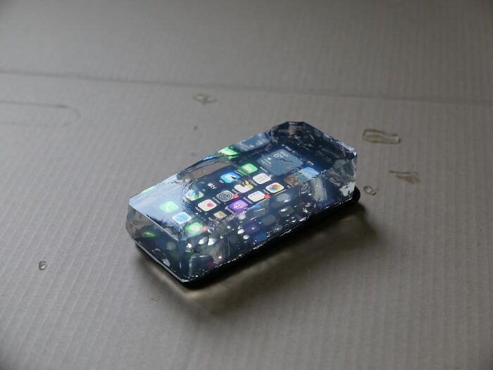 30 Times This Swiss Artist Twisted Everyday Objects Into Thought-Provoking Sculptures 30 Times This Swiss Artist Twisted Everyday Objects Into Thought-Provoking Sculptures