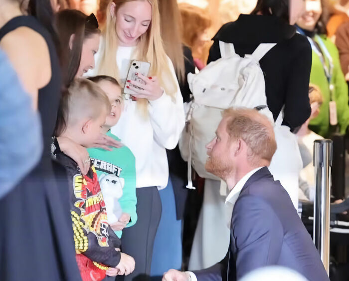 “Why Is This Being Allowed?” Meghan Markle’s Behavior On Australian Tour Sparks Backlash