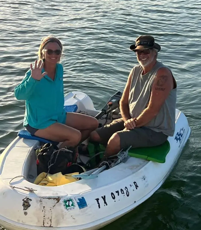 Missing Mom&rsquo;s Haunting Texts Reveal Fear Of Boating With Husband After Split