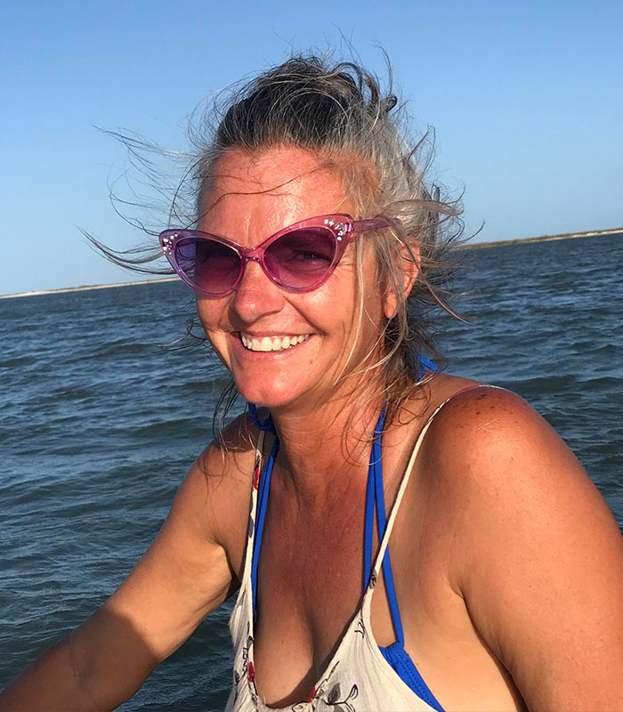 Missing Mom&rsquo;s Haunting Texts Reveal Fear Of Boating With Husband After Split