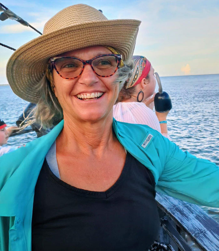 Missing Mom&rsquo;s Haunting Texts Reveal Fear Of Boating With Husband After Split