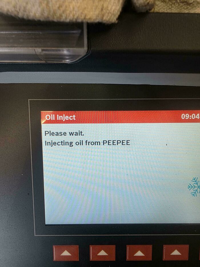 81 Times Car Mechanics Had To Take Pics Of What They Were Dealing With To Make Others Believe Them (New Pics) 81 Times Car Mechanics Had To Take Pics Of What They Were Dealing With To Make Others Believe Them (New Pics)