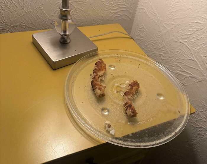 65 Times People Were So Appalled By Their Siblings, They Questioned If They Really Had The Same Parents (New Pics) 65 Times People Were So Appalled By Their Siblings, They Questioned If They Really Had The Same Parents (New Pics)