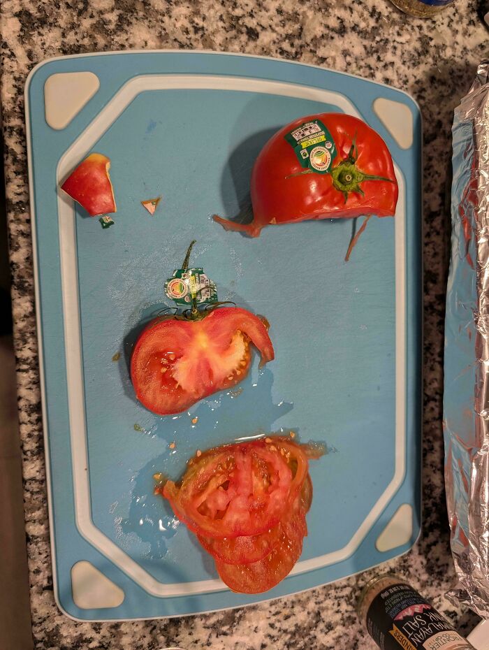 65 Times People Were So Appalled By Their Siblings, They Questioned If They Really Had The Same Parents (New Pics) 65 Times People Were So Appalled By Their Siblings, They Questioned If They Really Had The Same Parents (New Pics)