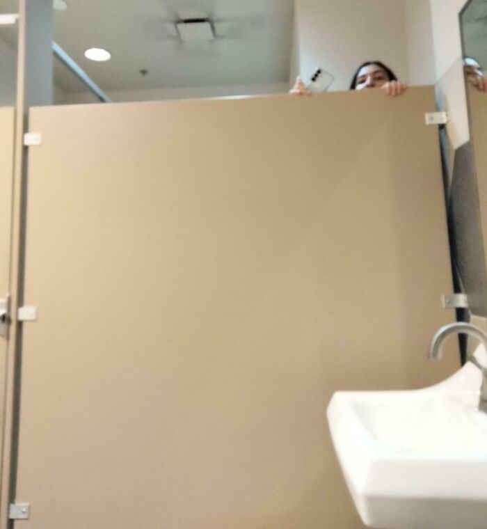 65 Times People Were So Appalled By Their Siblings, They Questioned If They Really Had The Same Parents (New Pics) 65 Times People Were So Appalled By Their Siblings, They Questioned If They Really Had The Same Parents (New Pics)