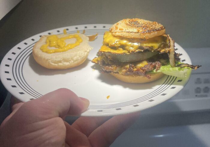 65 Times People Were So Appalled By Their Siblings, They Questioned If They Really Had The Same Parents (New Pics) 65 Times People Were So Appalled By Their Siblings, They Questioned If They Really Had The Same Parents (New Pics)