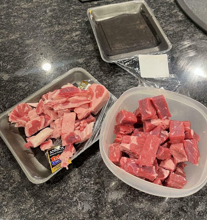 65 Times People Were So Appalled By Their Siblings, They Questioned If They Really Had The Same Parents (New Pics) 65 Times People Were So Appalled By Their Siblings, They Questioned If They Really Had The Same Parents (New Pics)