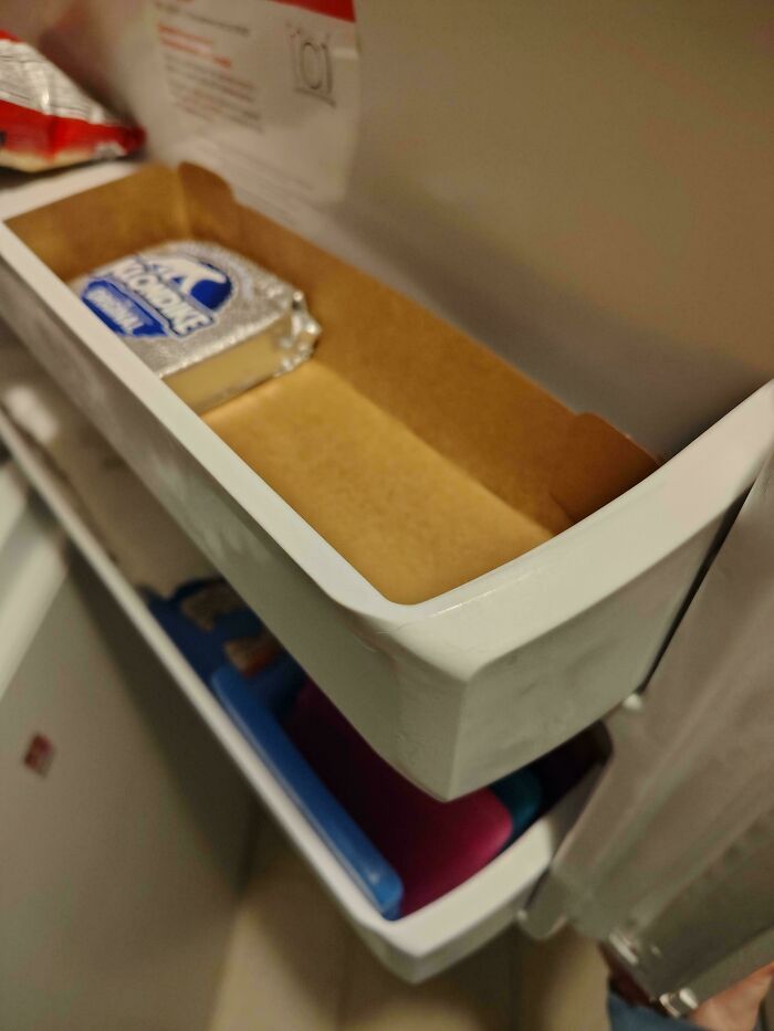 65 Times People Were So Appalled By Their Siblings, They Questioned If They Really Had The Same Parents (New Pics) 65 Times People Were So Appalled By Their Siblings, They Questioned If They Really Had The Same Parents (New Pics)