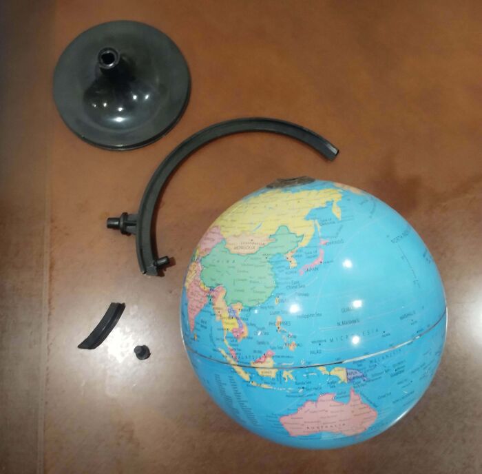 65 Times People Were So Appalled By Their Siblings, They Questioned If They Really Had The Same Parents (New Pics) 65 Times People Were So Appalled By Their Siblings, They Questioned If They Really Had The Same Parents (New Pics)