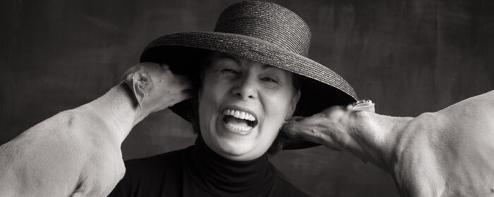 Emotional Portraits Of Human And Animal Bonds Captured By This Photographer (58 Pics)