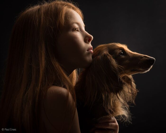 Emotional Portraits Of Human And Animal Bonds Captured By This Photographer (58 Pics)