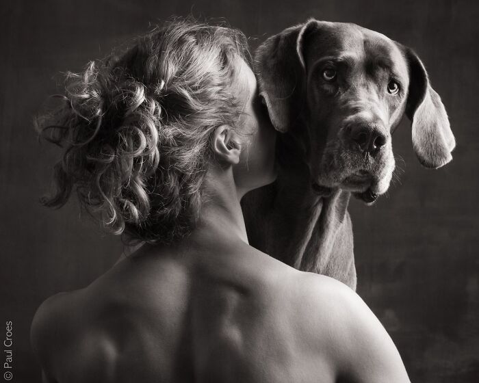 Emotional Portraits Of Human And Animal Bonds Captured By This Photographer (58 Pics)
