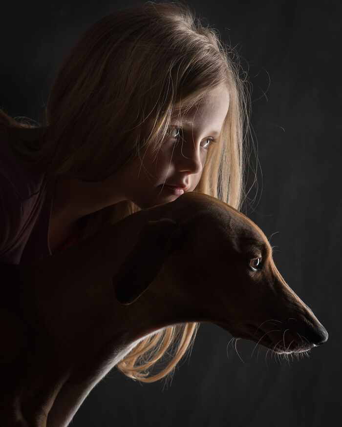 Emotional Portraits Of Human And Animal Bonds Captured By This Photographer (58 Pics)