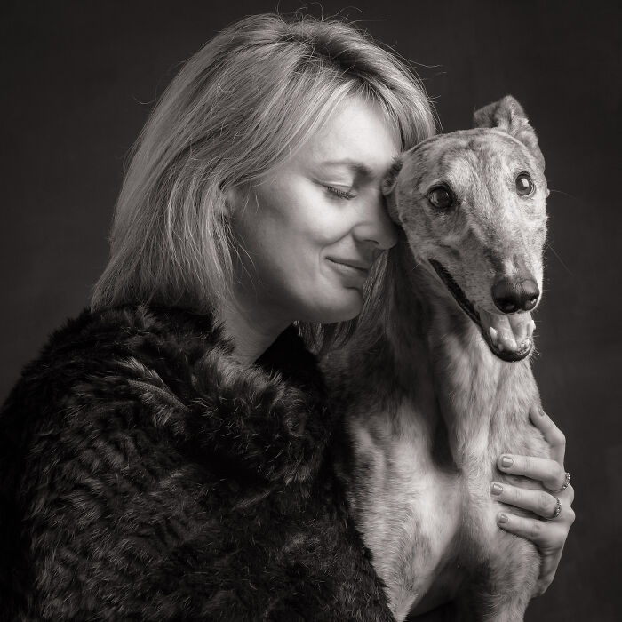 Emotional Portraits Of Human And Animal Bonds Captured By This Photographer (58 Pics)