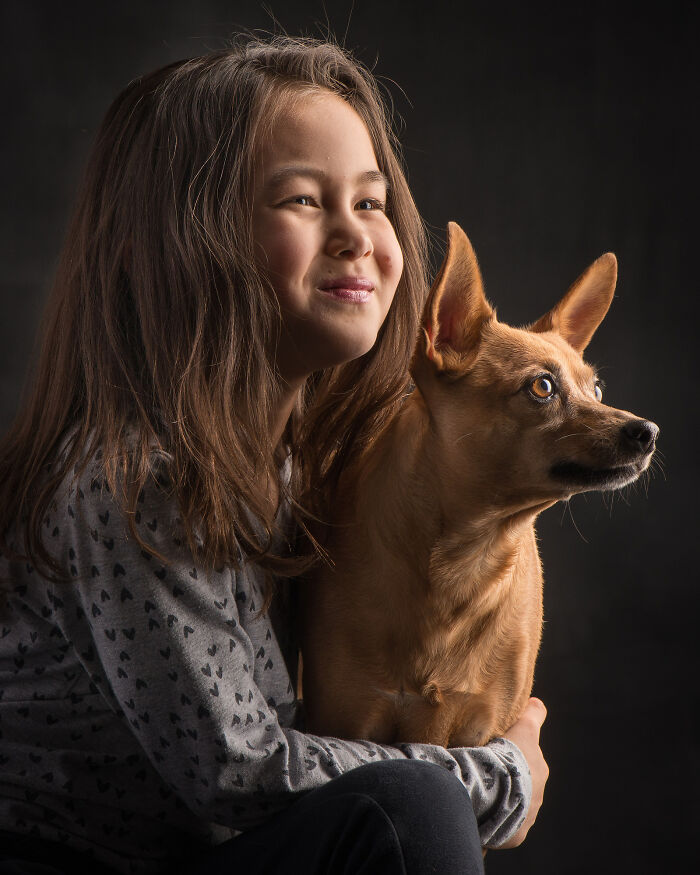 Emotional Portraits Of Human And Animal Bonds Captured By This Photographer (58 Pics)
