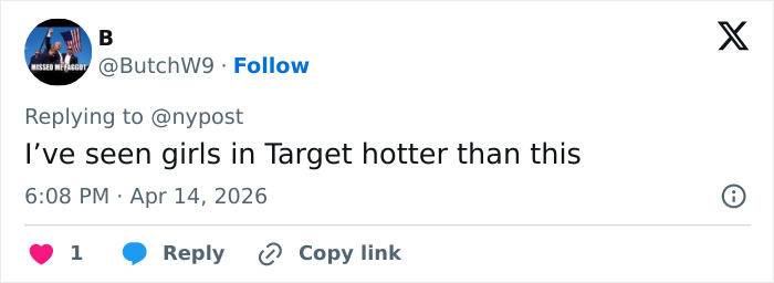 Coachella Guest Goes Viral As “Most Beautiful Girl Alive” After Turning Heads At Festival