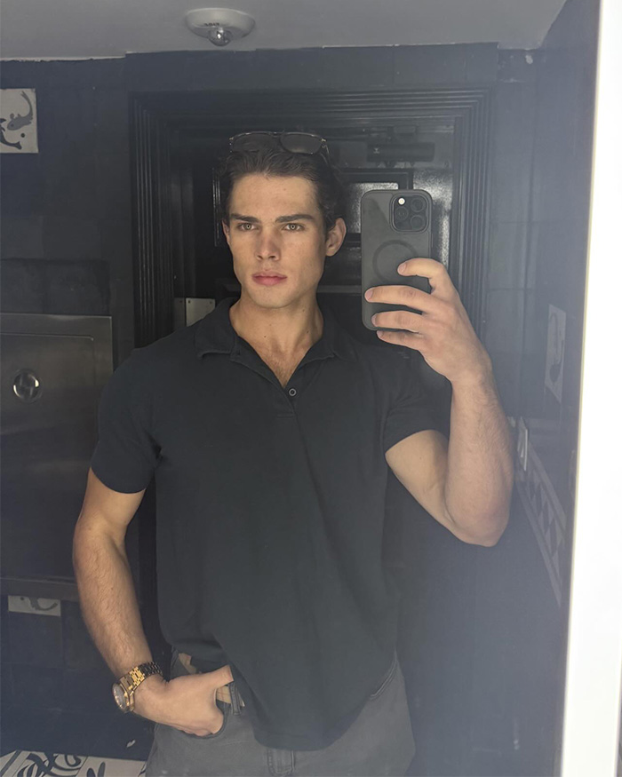 ‘Looksmaxxing’ Influencer Clavicular Breaks Silence After ‘Brutal’ Hospitalization Following Live Incident ‘Looksmaxxing’ Influencer Clavicular Breaks Silence After ‘Brutal’ Hospitalization Following Live Incident