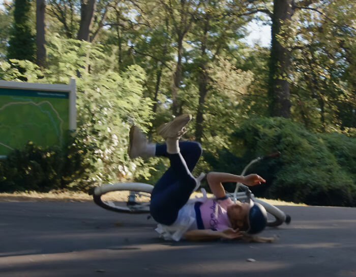 Ariana Grande Fans Spot Awkward Blunder In First Trailer For ‘Focker In-Law’, And Criticism Blows Up