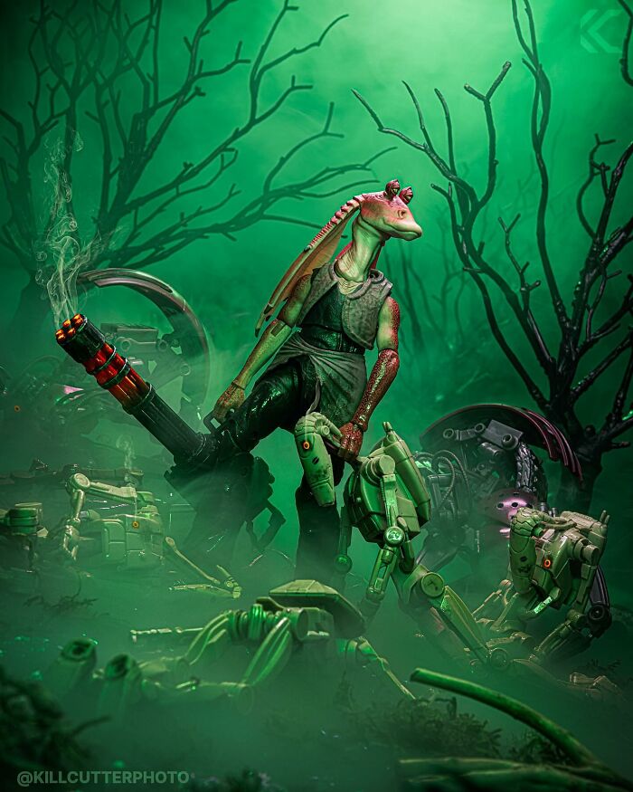 This Photographer Creates Incredible Movie Mashups Using Action Figures, Dioramas, And Clever Editing (54 Pics)