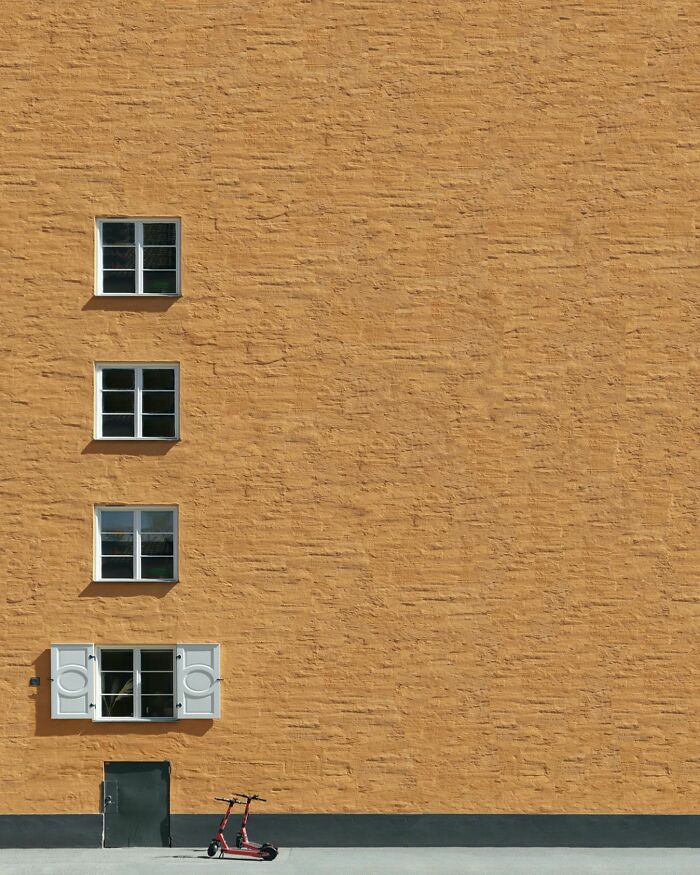 This Photographer Turns Buildings, Windows, And Empty Space Into 55 Mesmerizing Minimalist Scenes